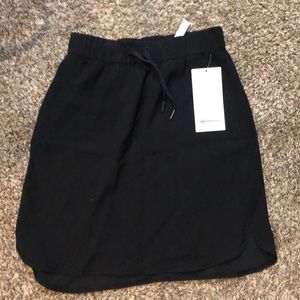 Lululemon on the fly skirt